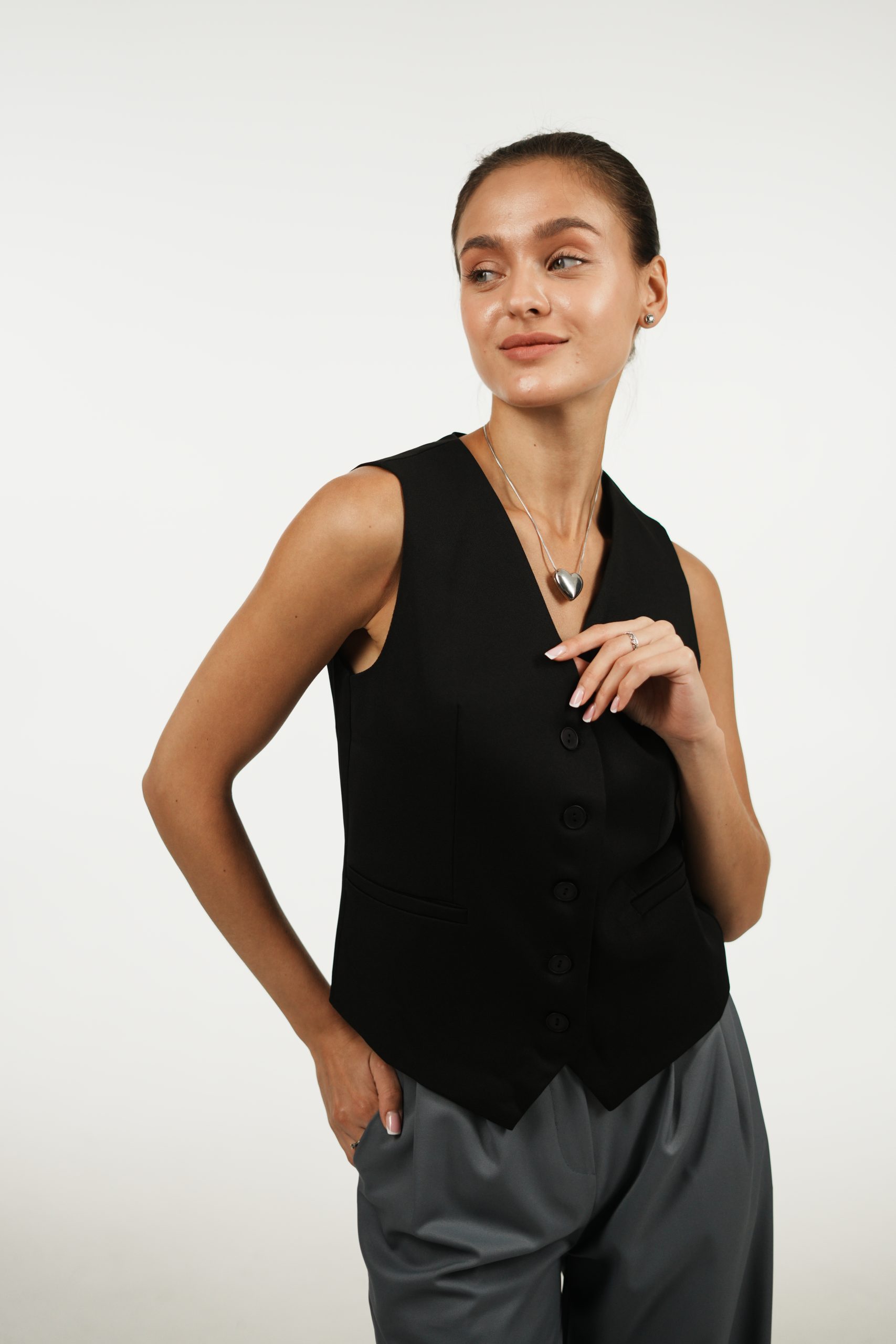 Жилет черный TUO MONDO