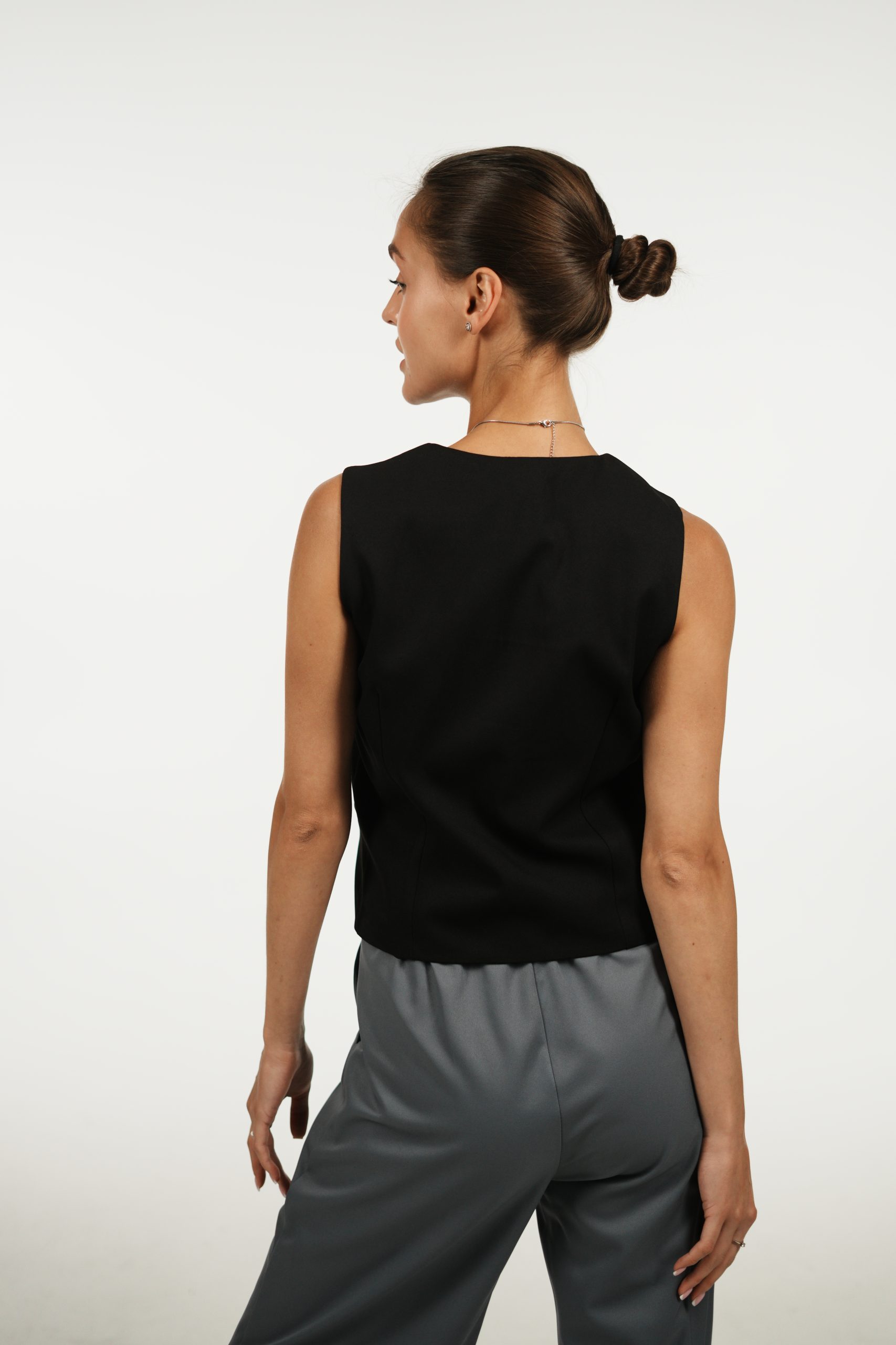 Жилет черный TUO MONDO