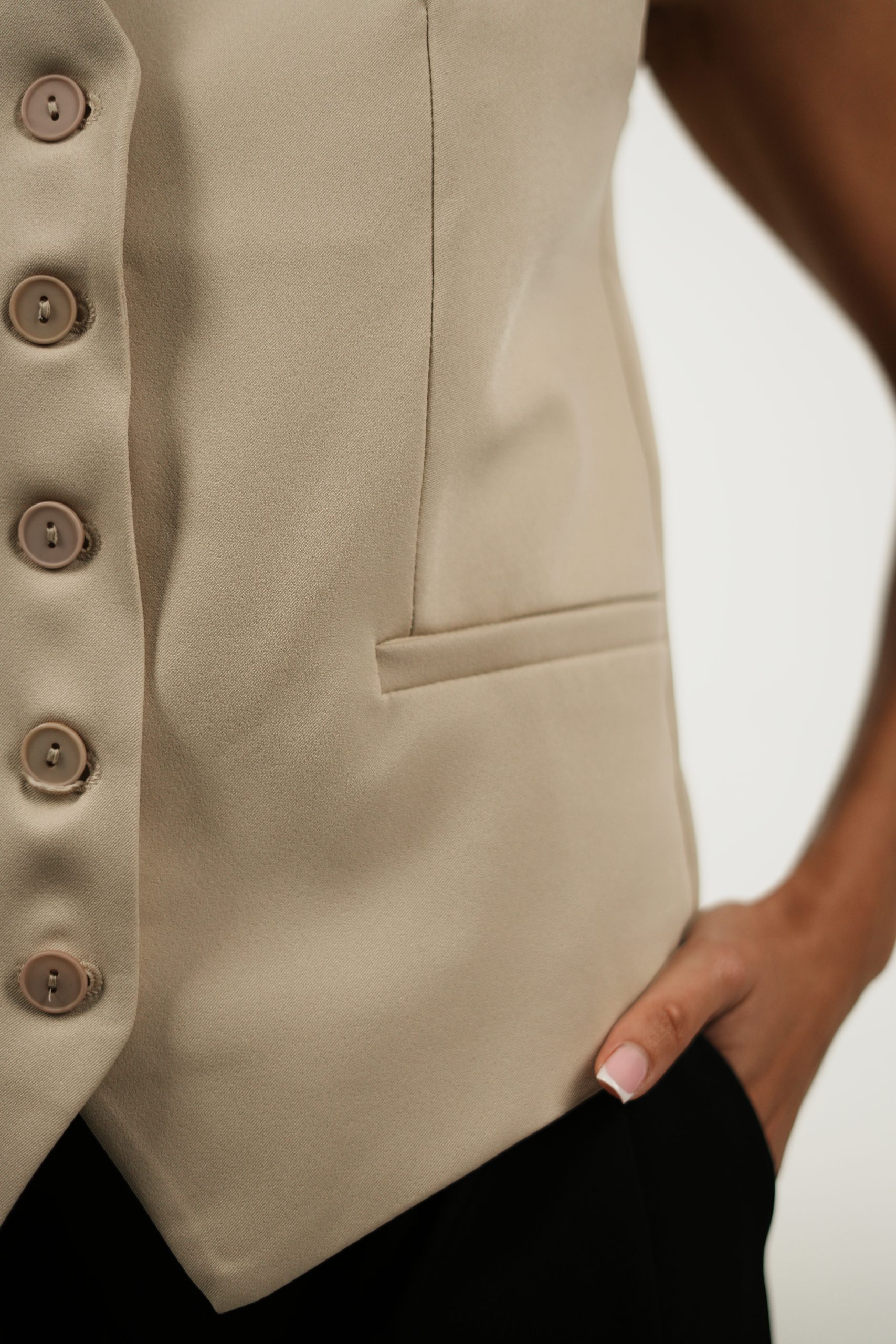 Жилет бежевый TUO MONDO