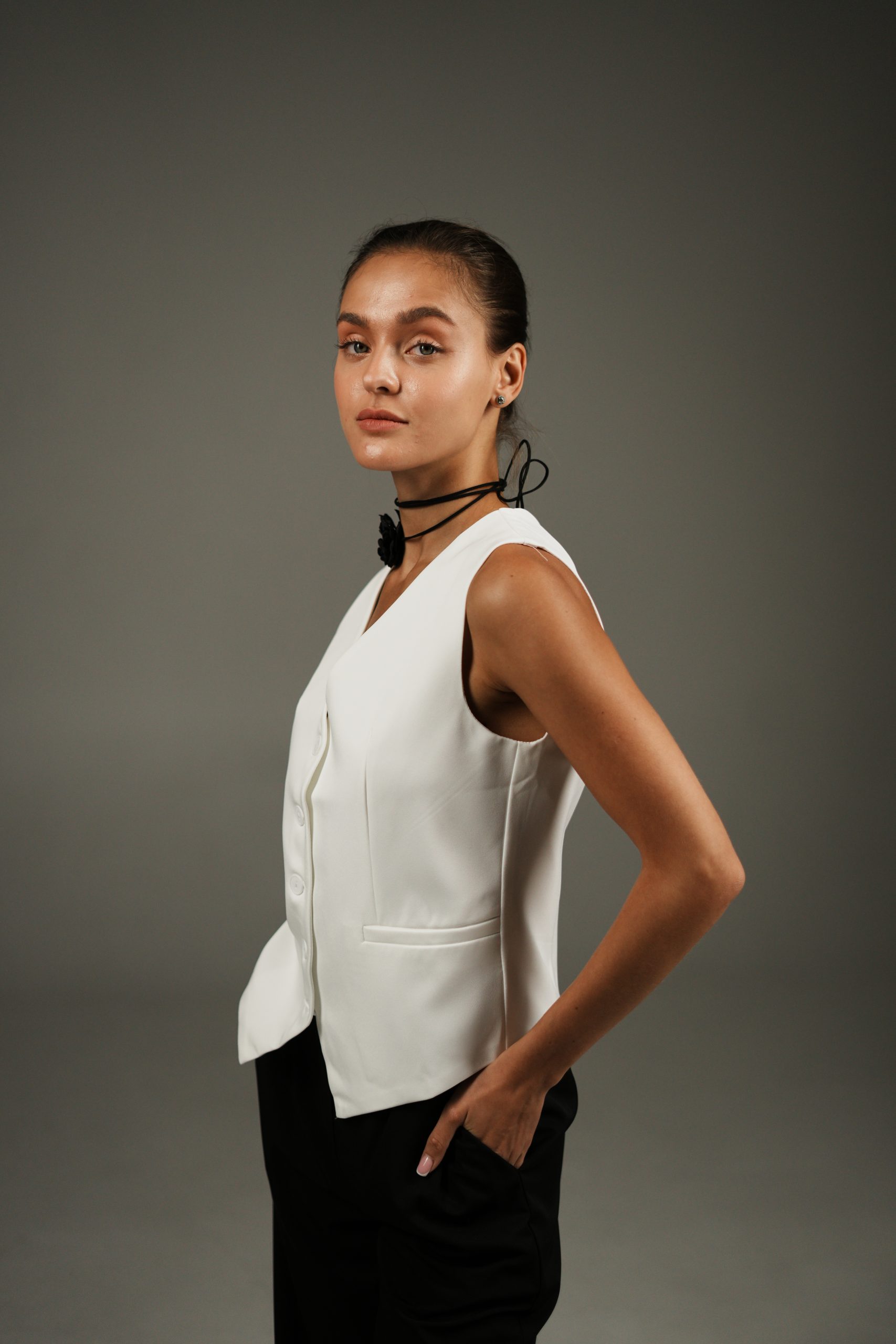 Жилет белый TUO MONDO