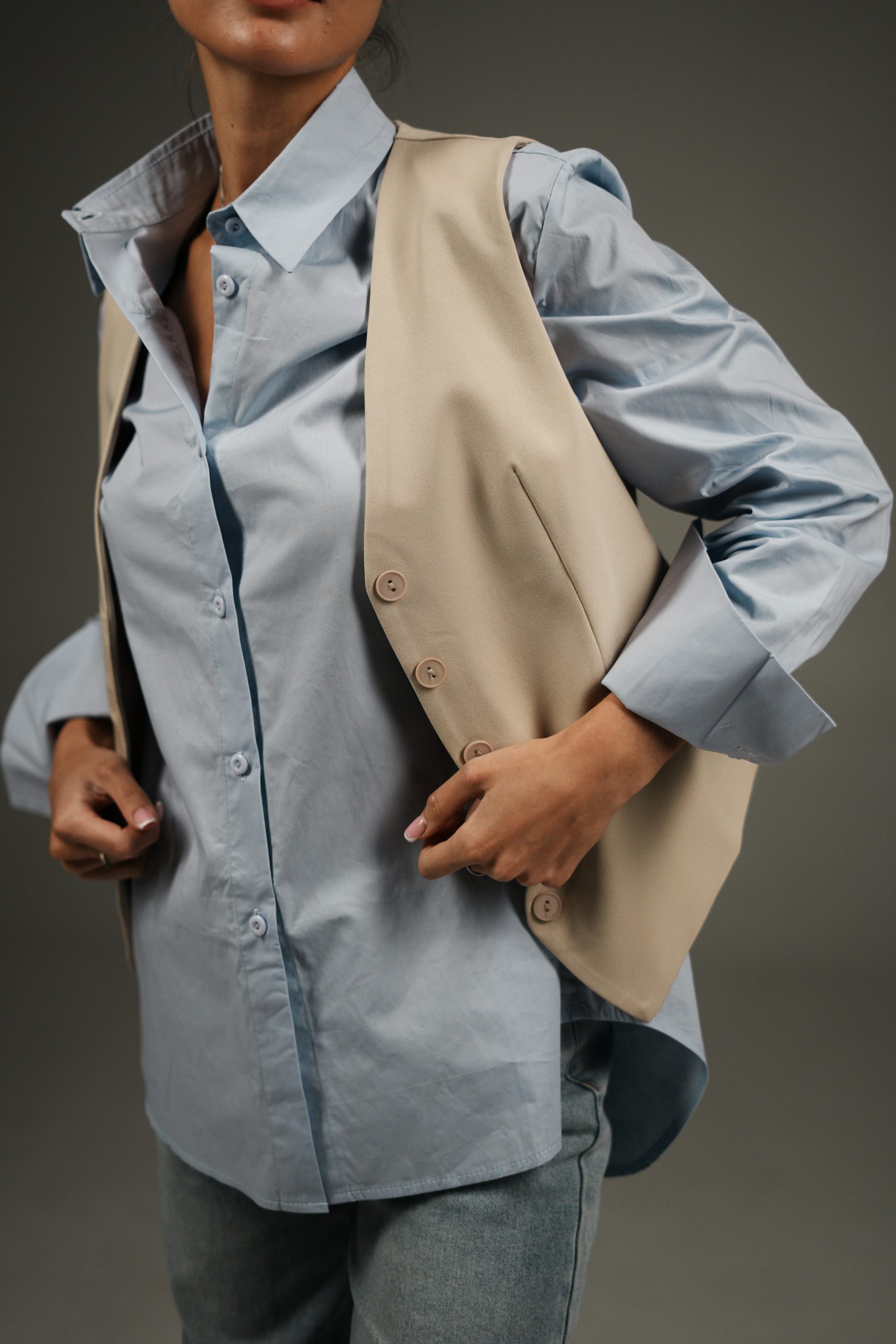 Жилет бежевый TUO MONDO