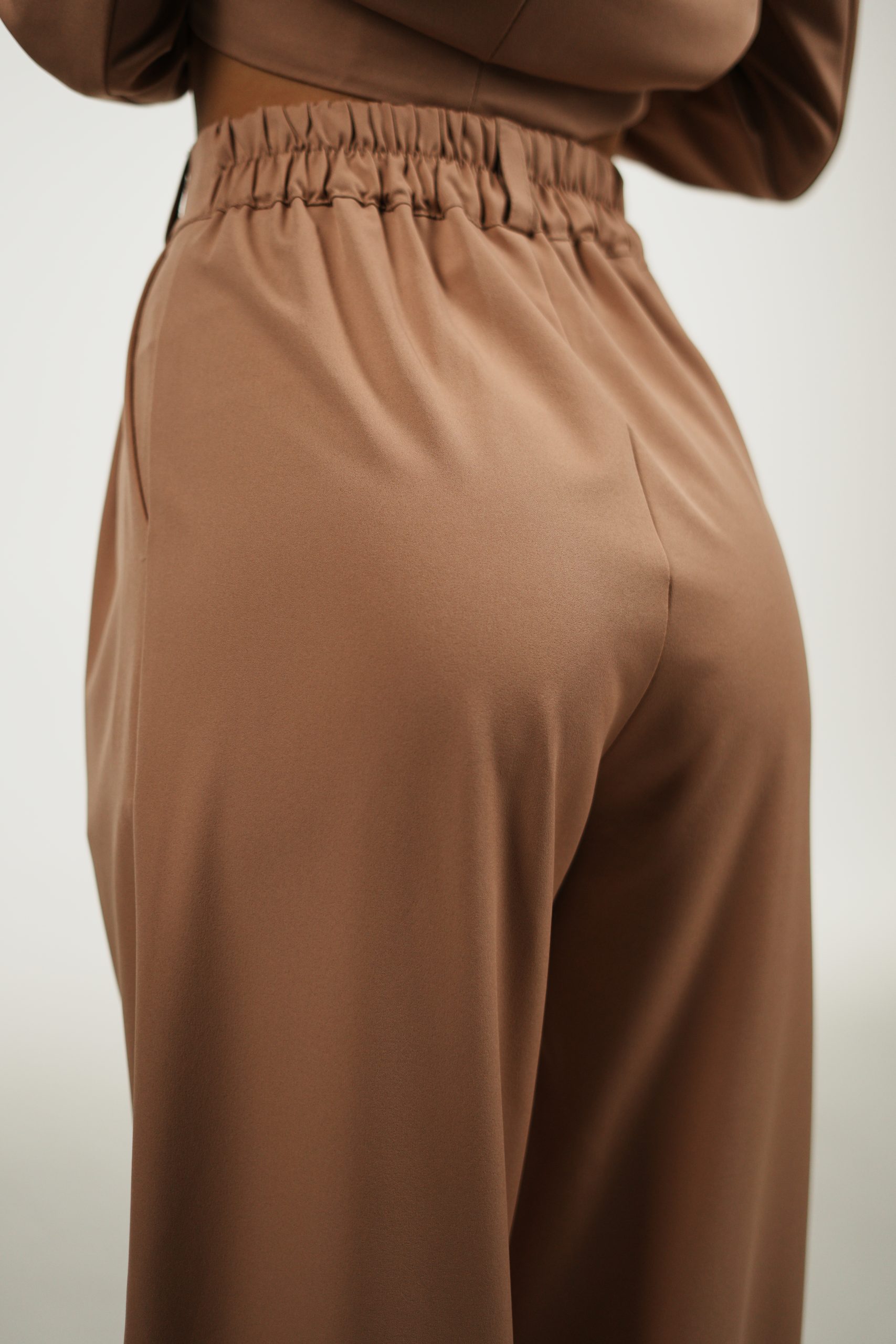 Брюки TUO MONDO бежевые