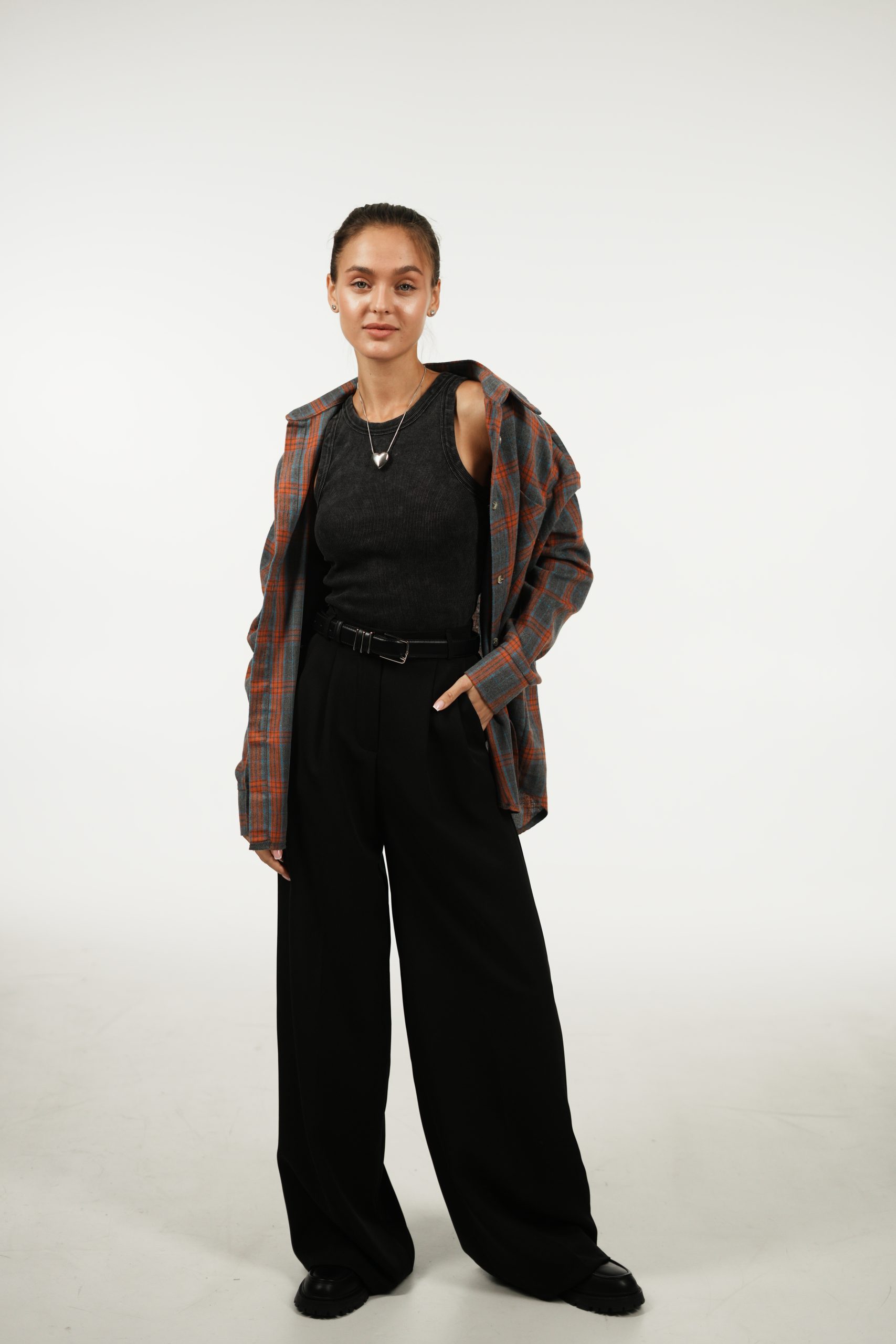 Брюки TUO MONDO широкие черные