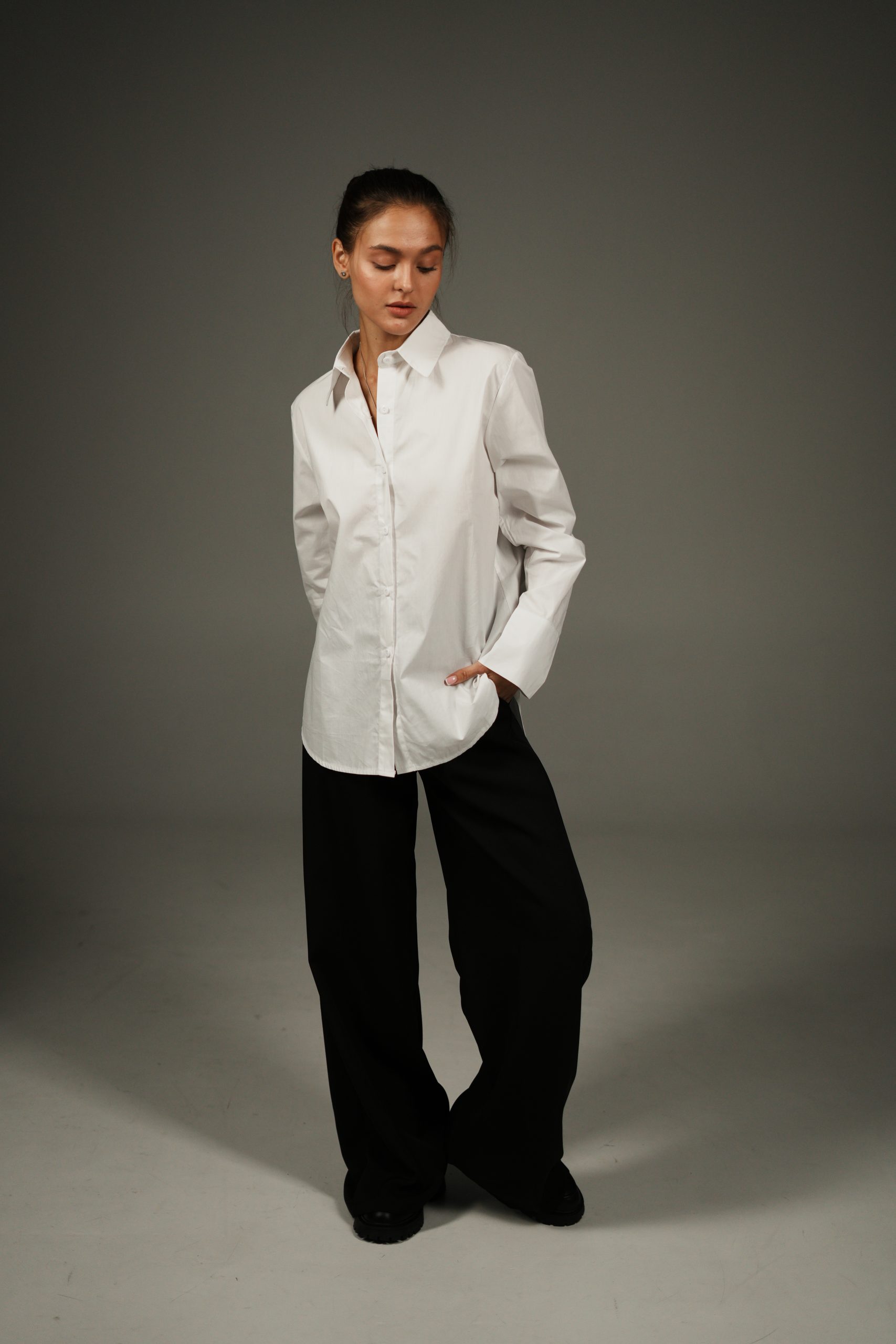 Рубашка хлопковая однотонная белая