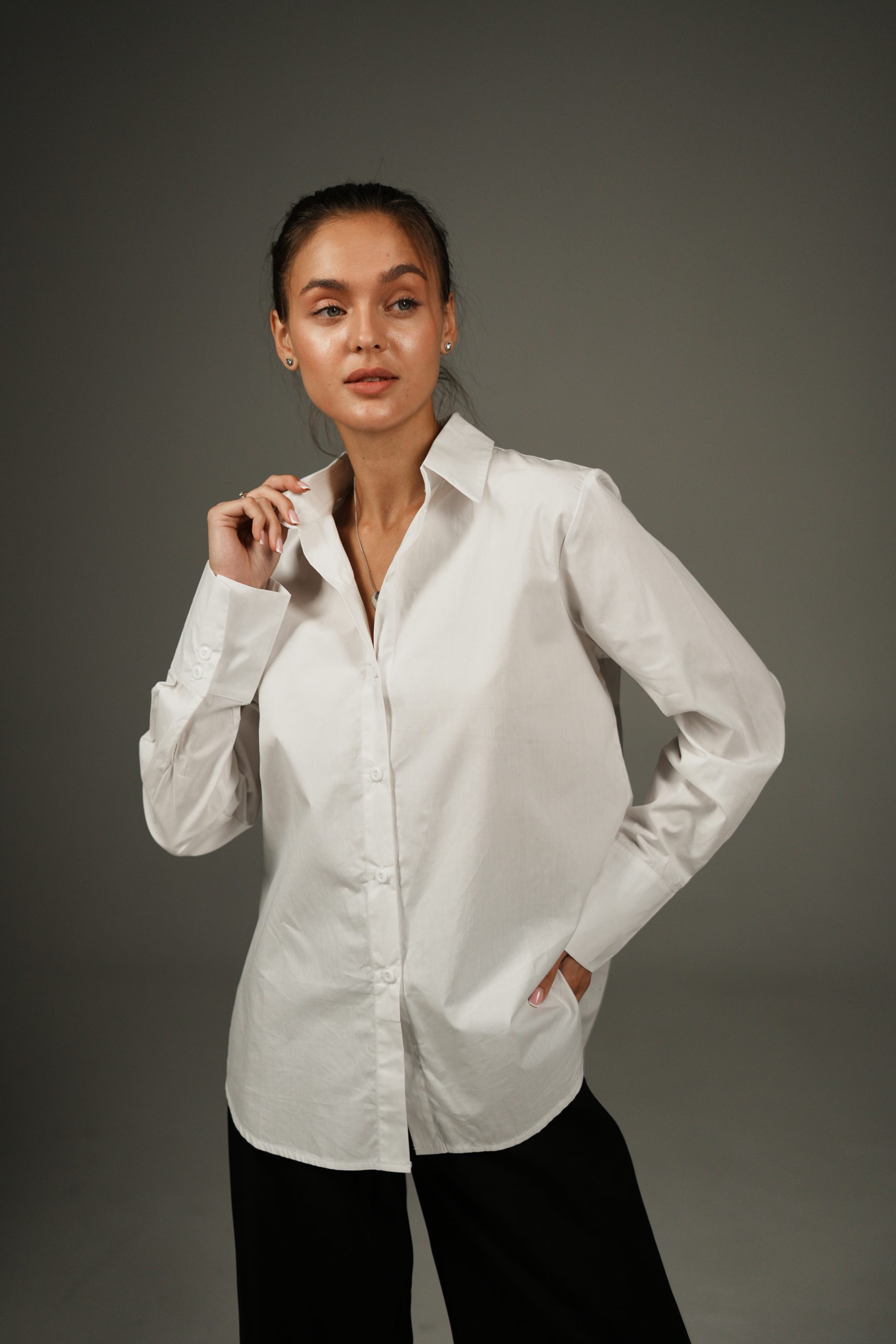 Рубашка хлопковая однотонная белая