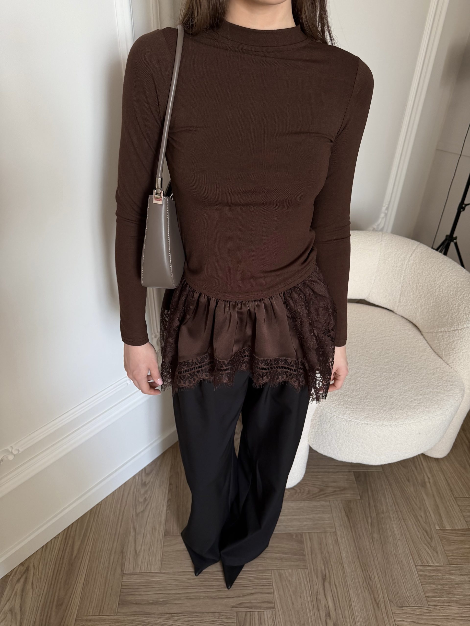 Баска кружевная