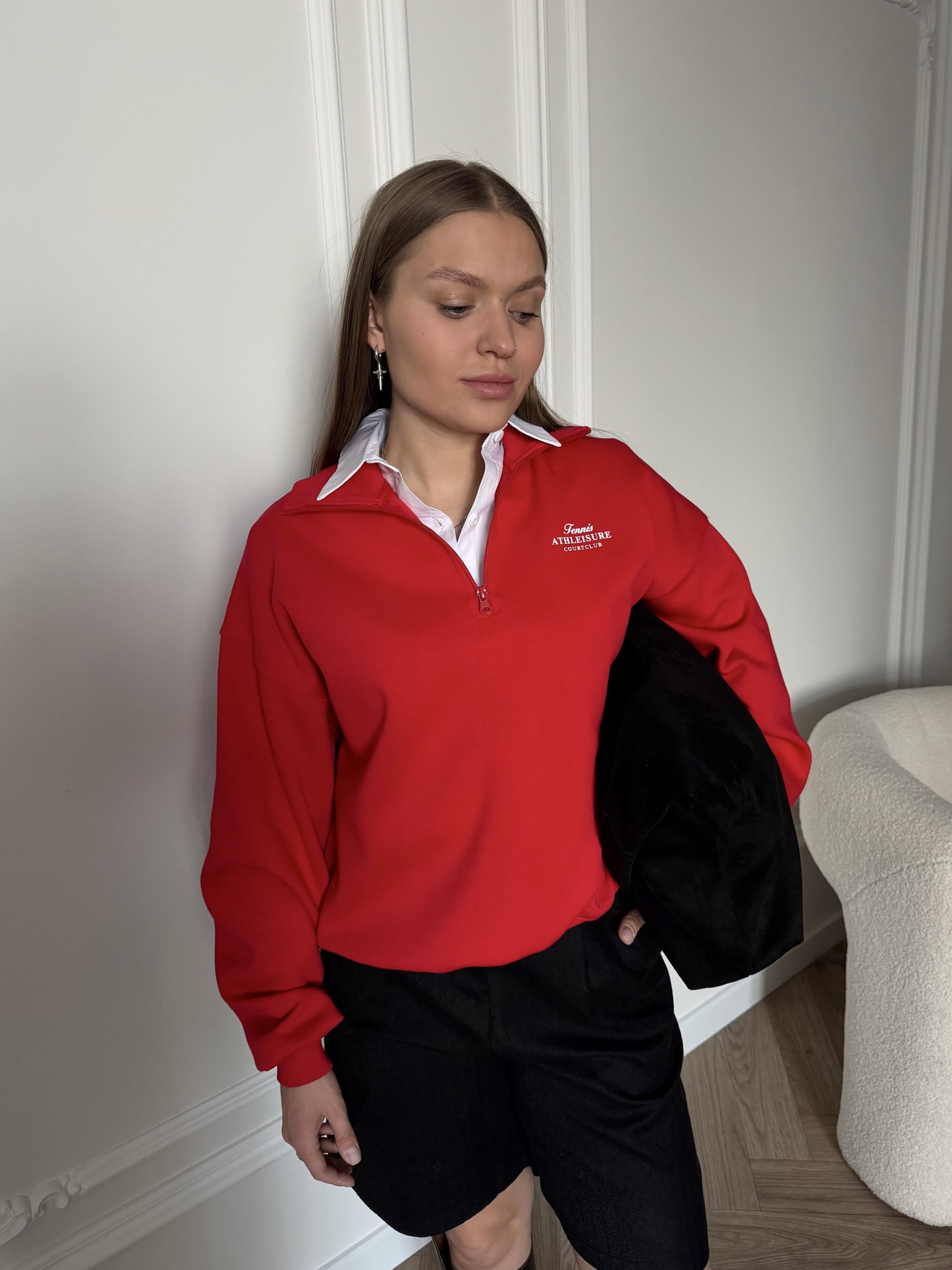 Свитшот с замком