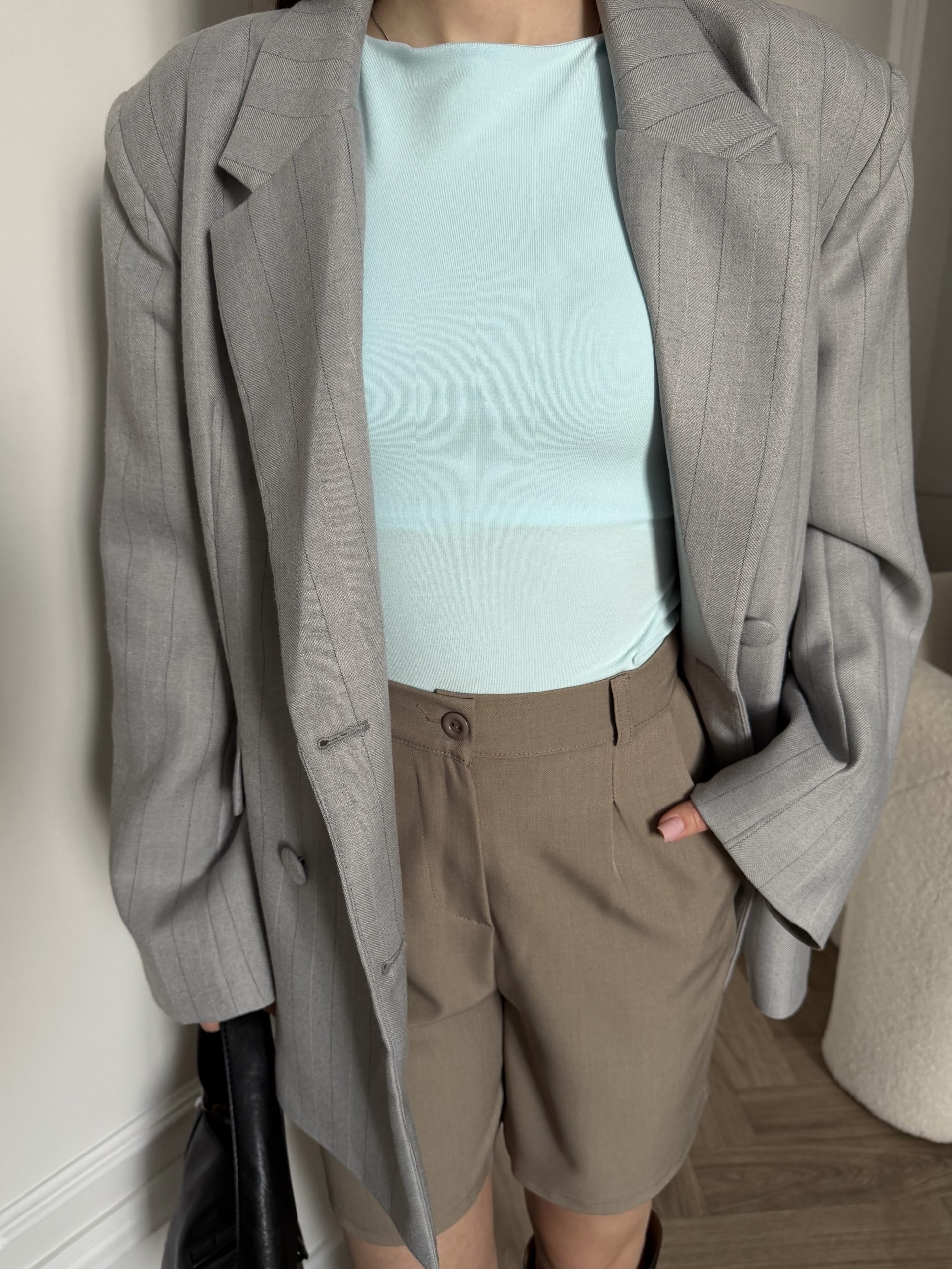 Пиджак в полоску