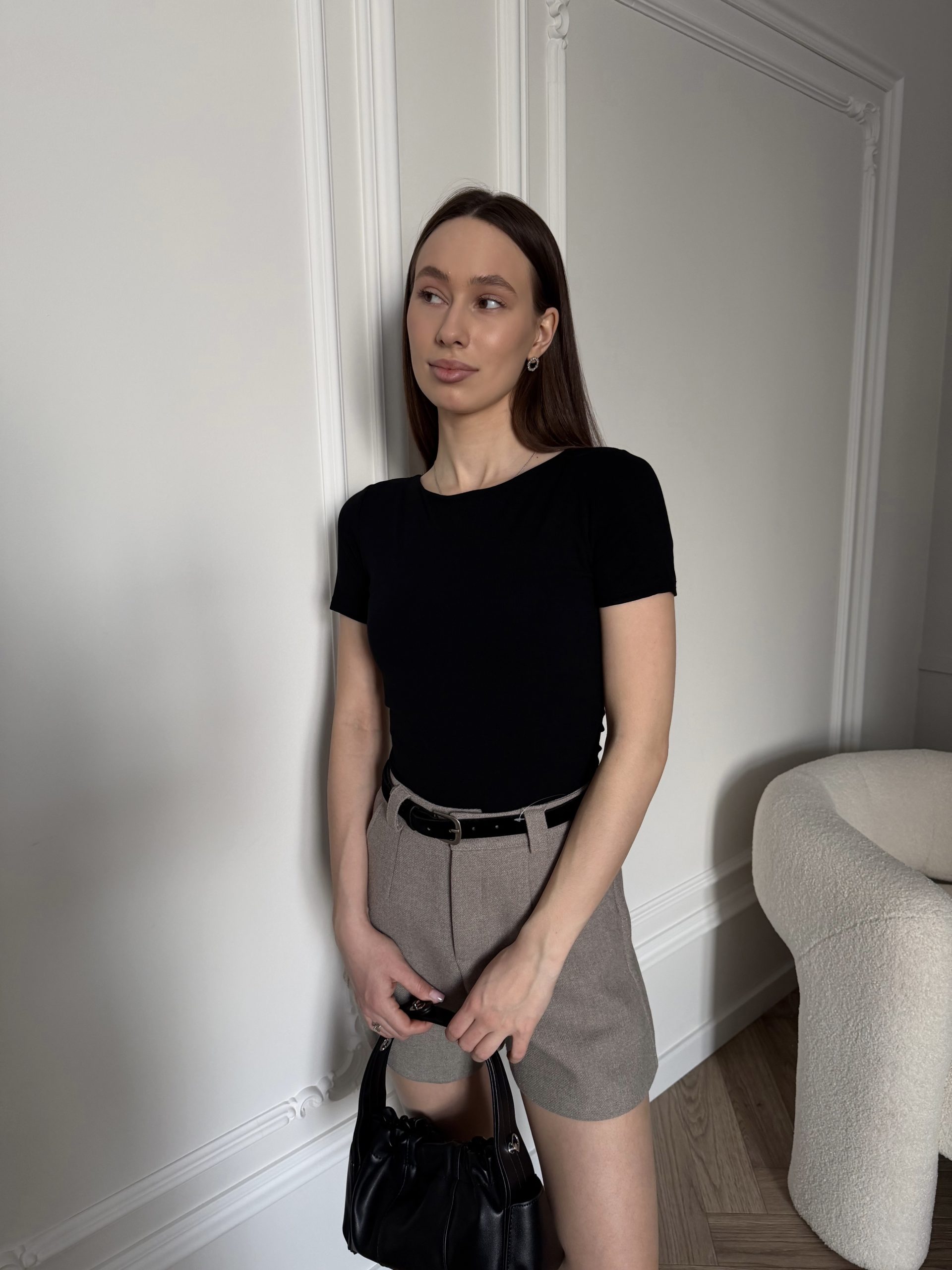 Топ базовый приталенный