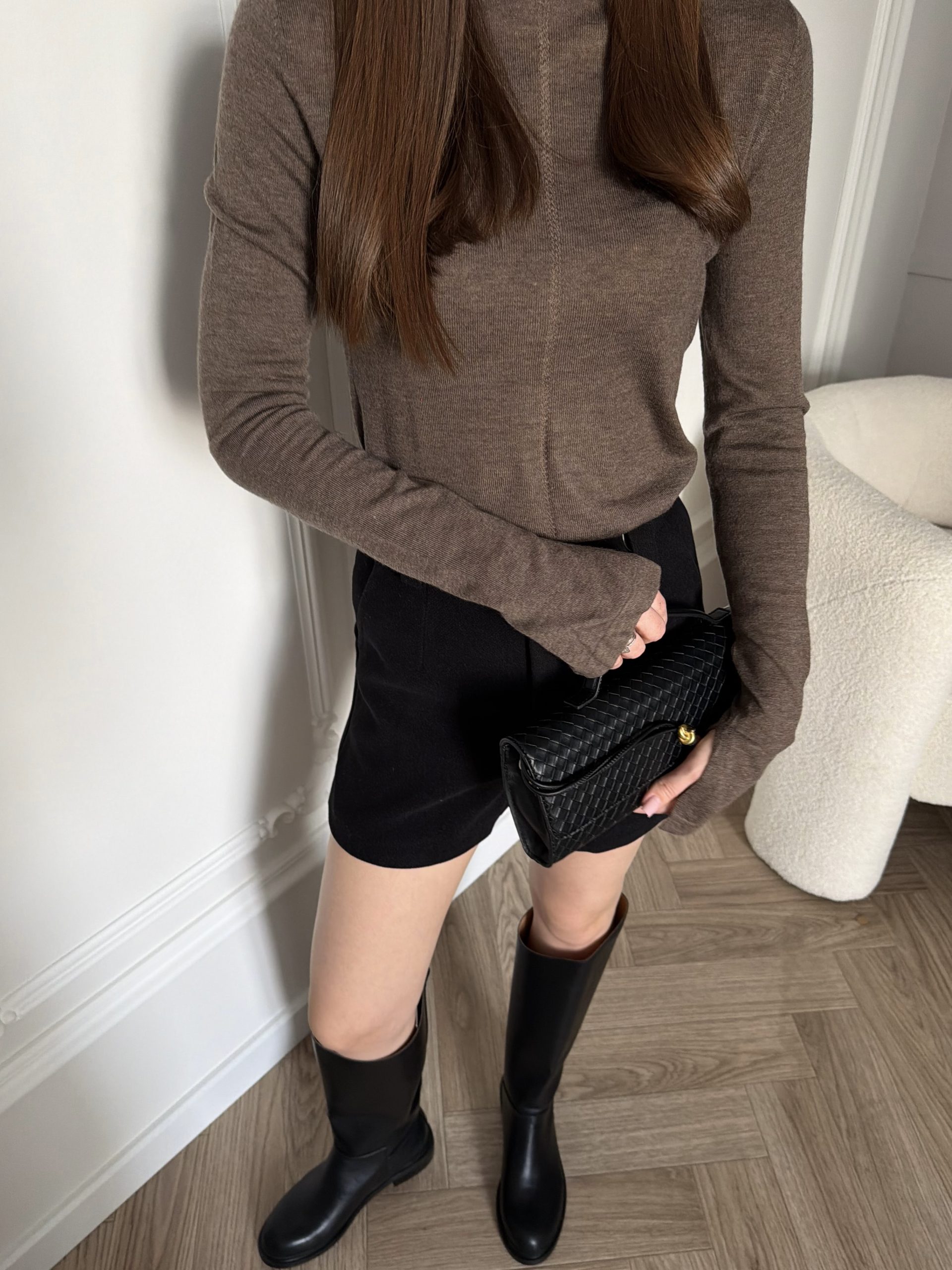 Водолазка из легкого материала