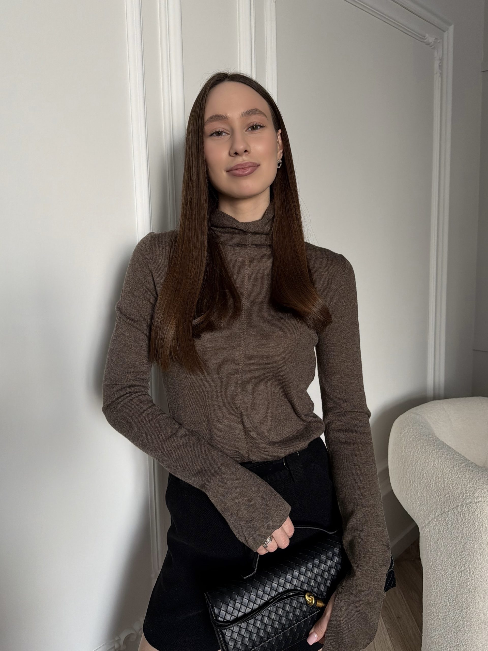 Водолазка из легкого материала