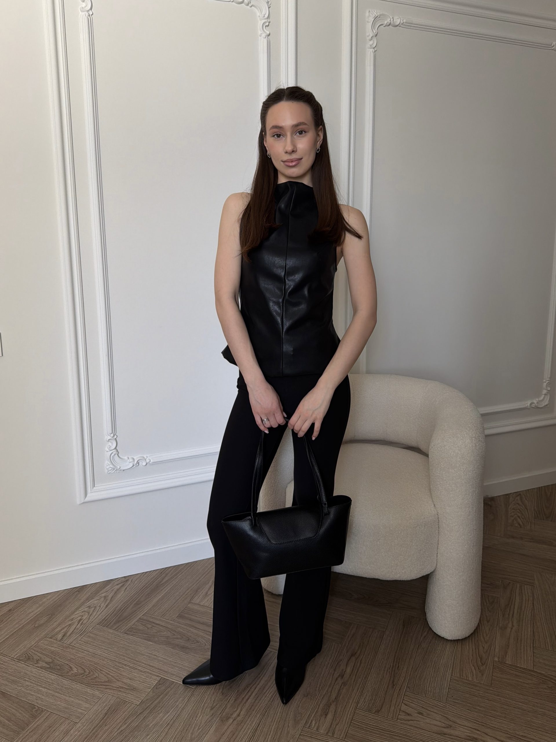 Топ кожаный