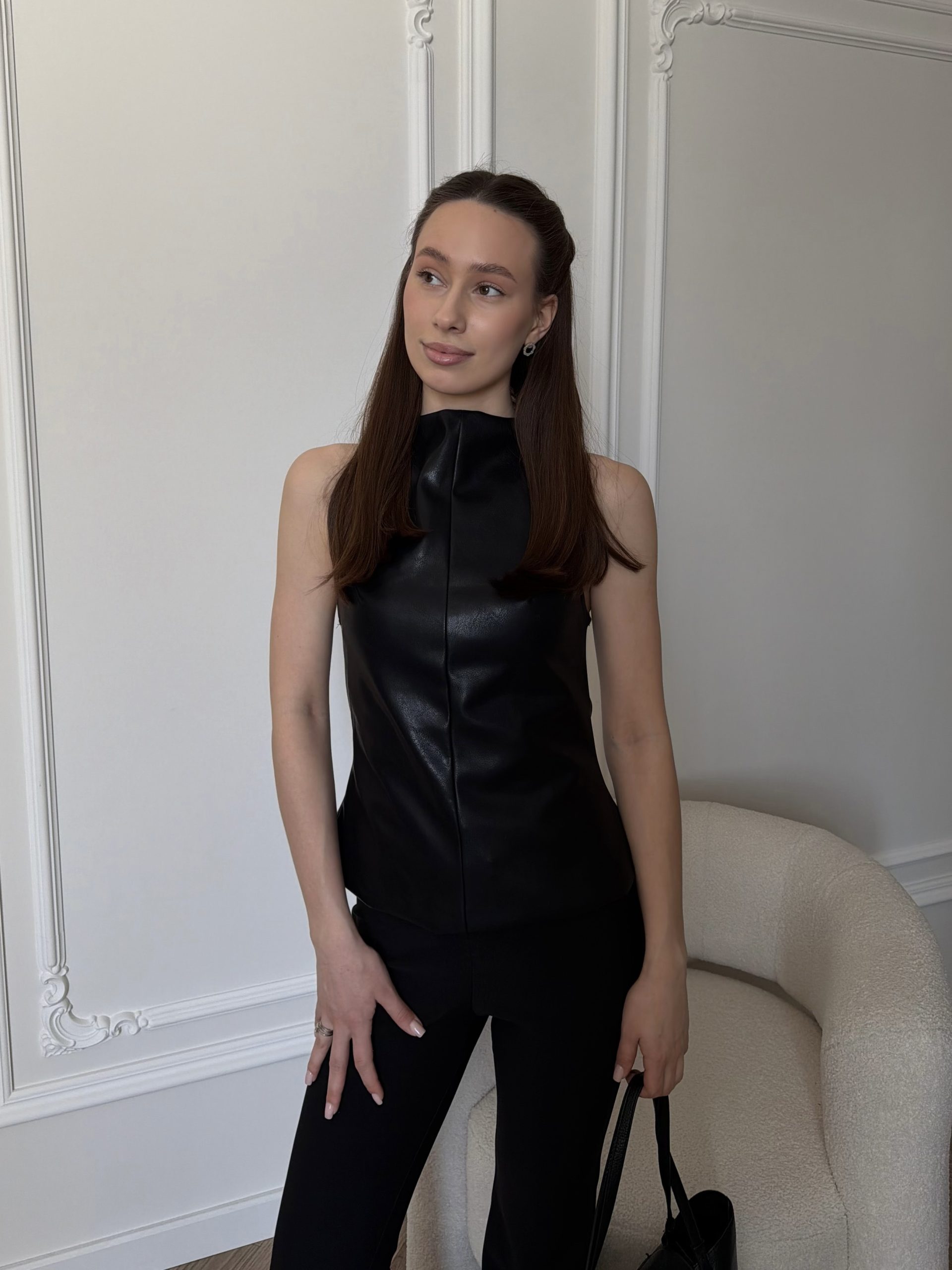 Топ кожаный