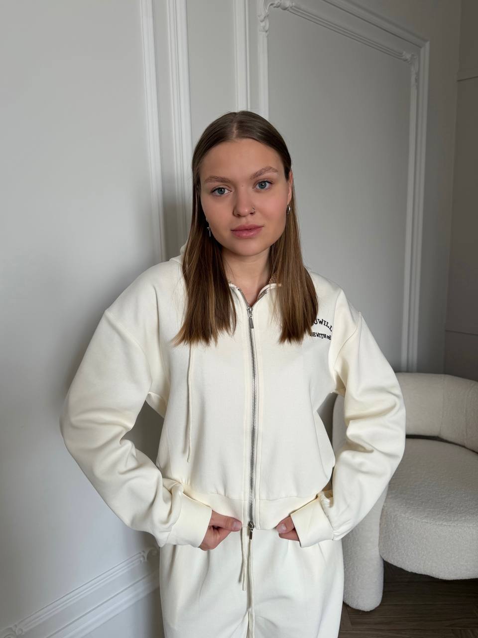 Костюм спортивный