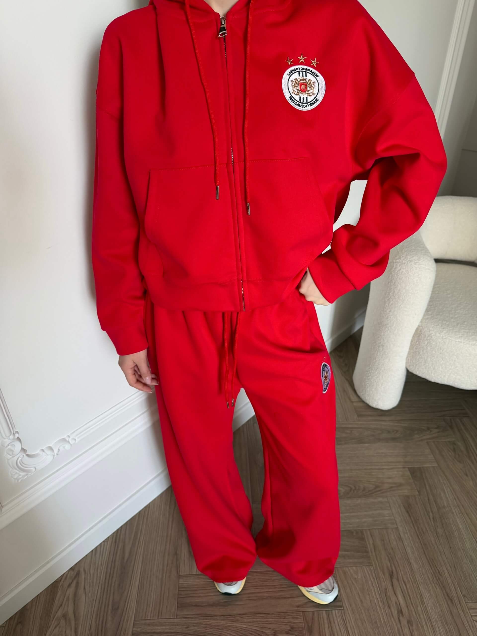 Спортивный костюм Red Energy на молнии