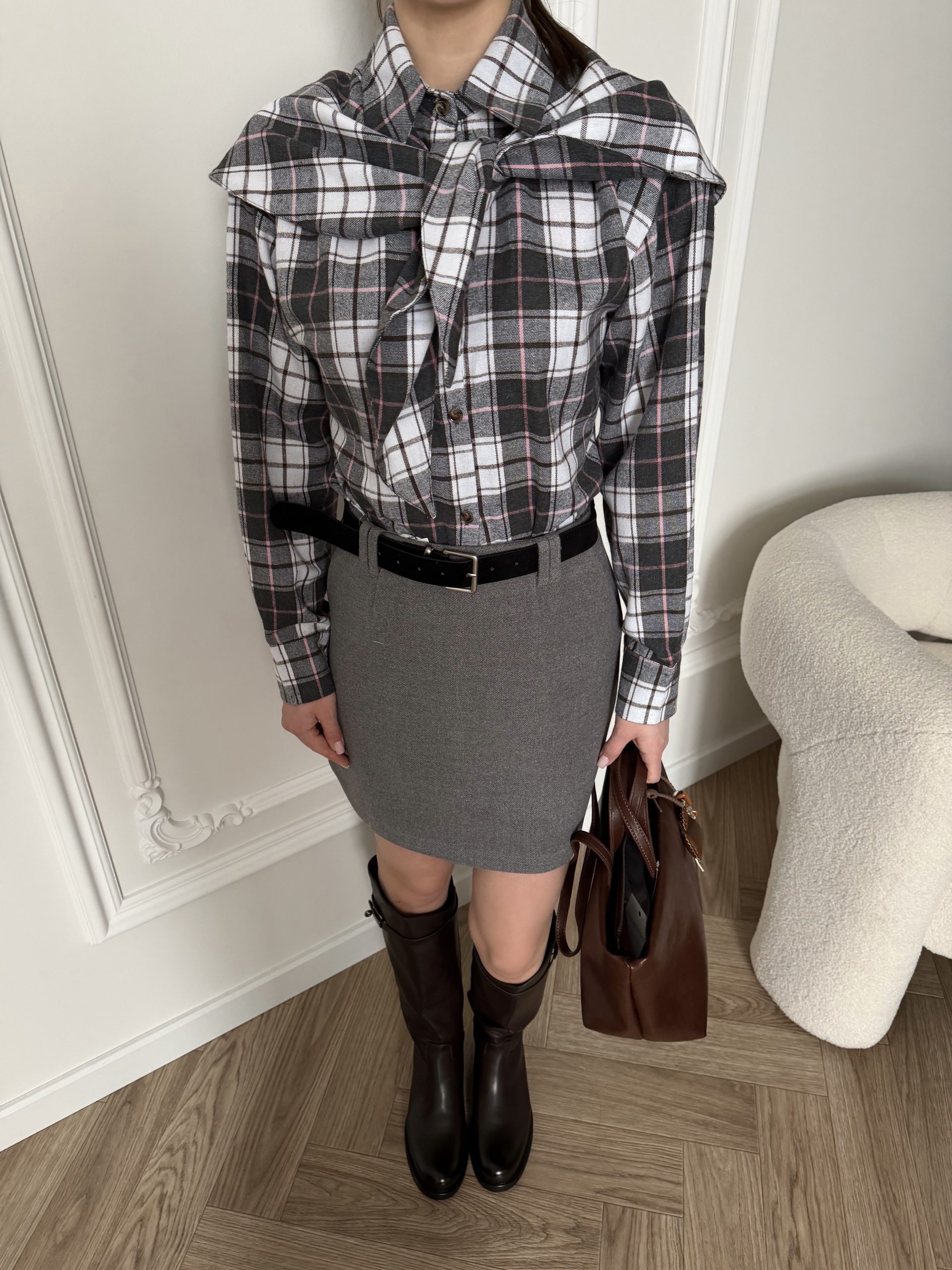 Рубашка в клетку с подвязкой