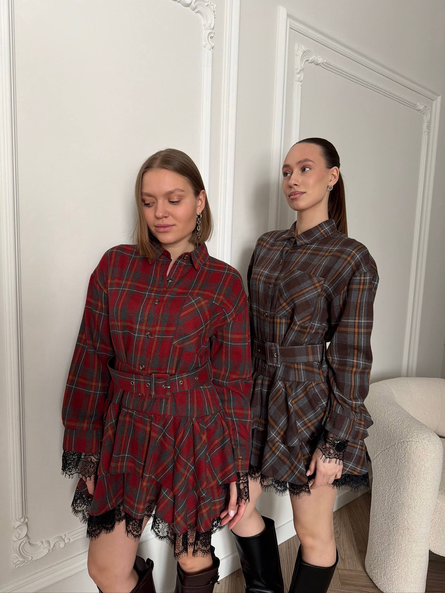 Платье с кружевом в клетку