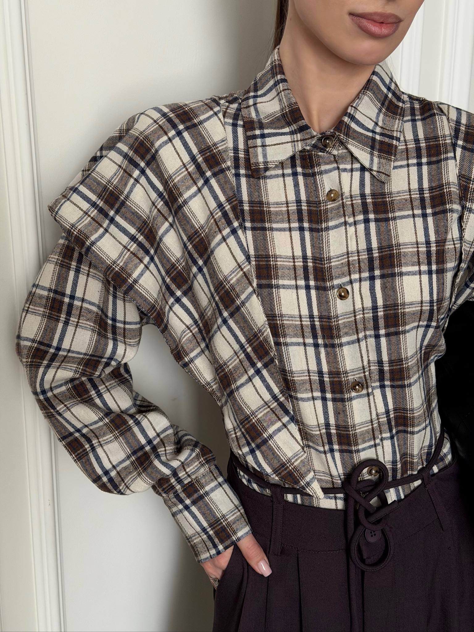 Рубашка в клетку с подвязкой