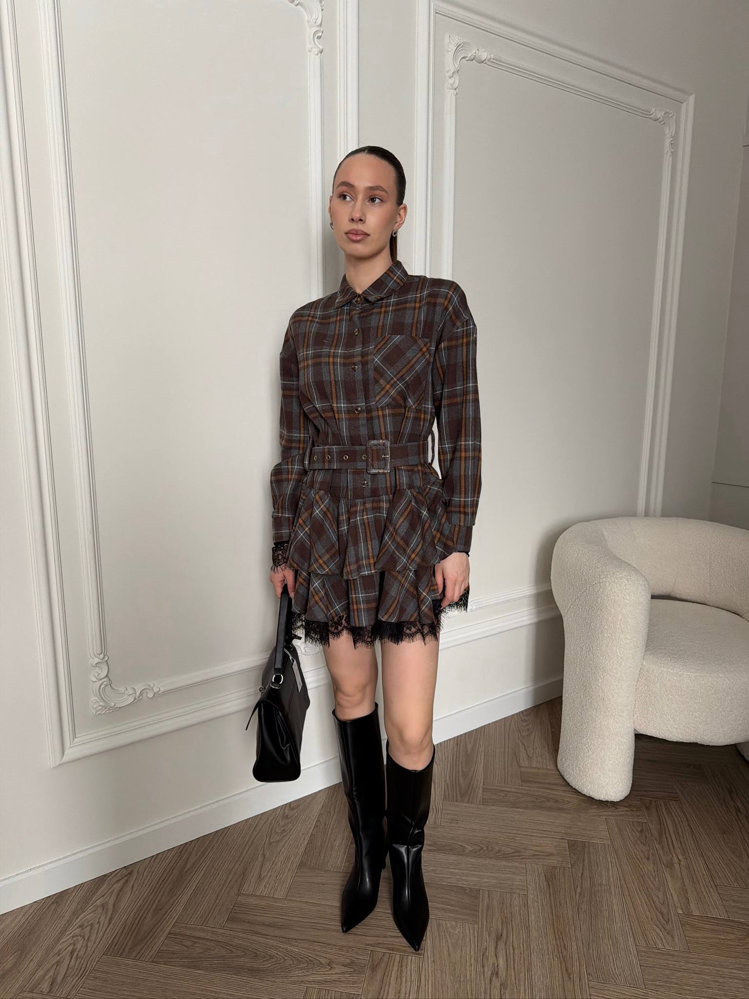 Платье с кружевом в клетку