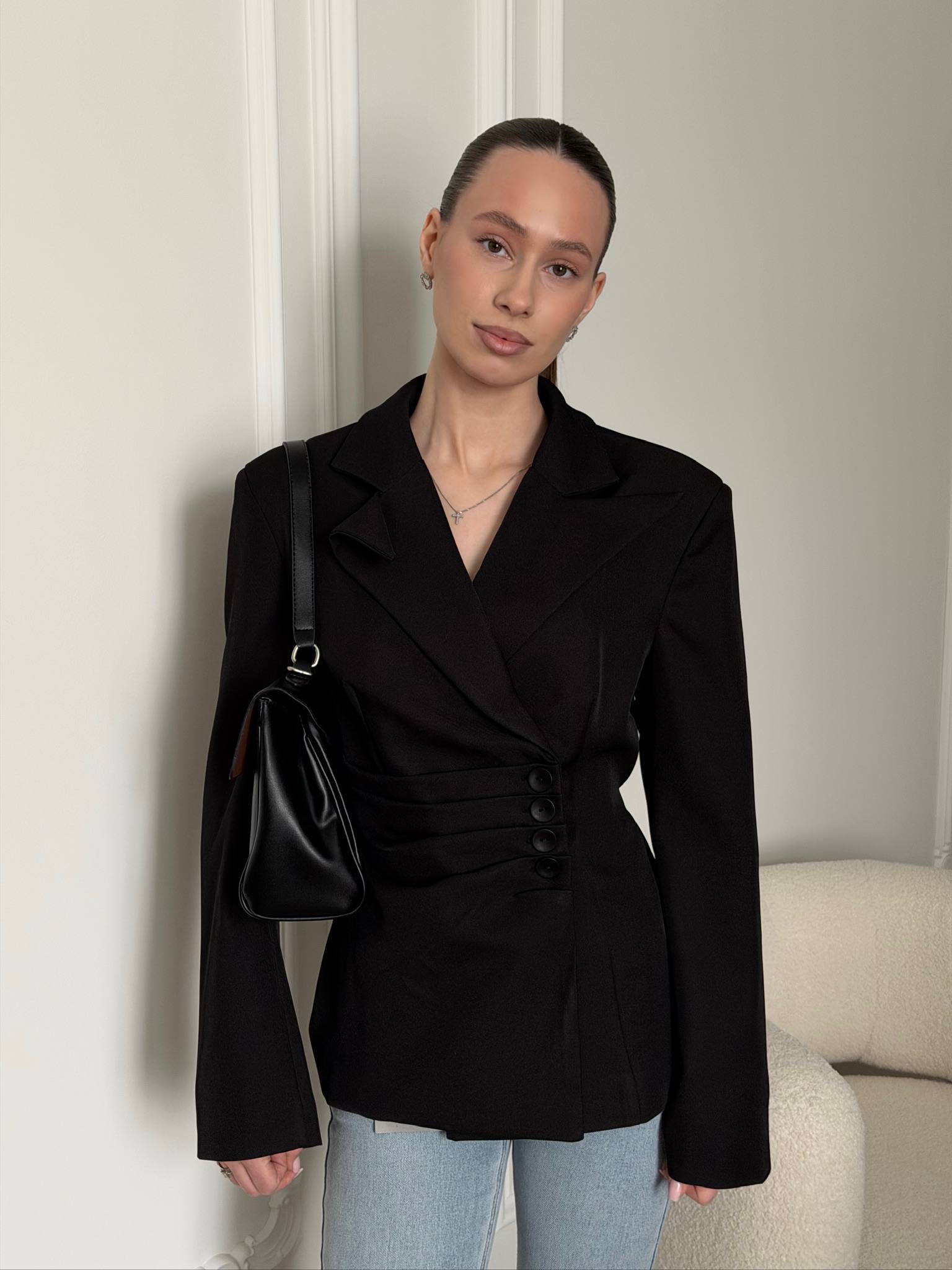 Пиджак приталенный