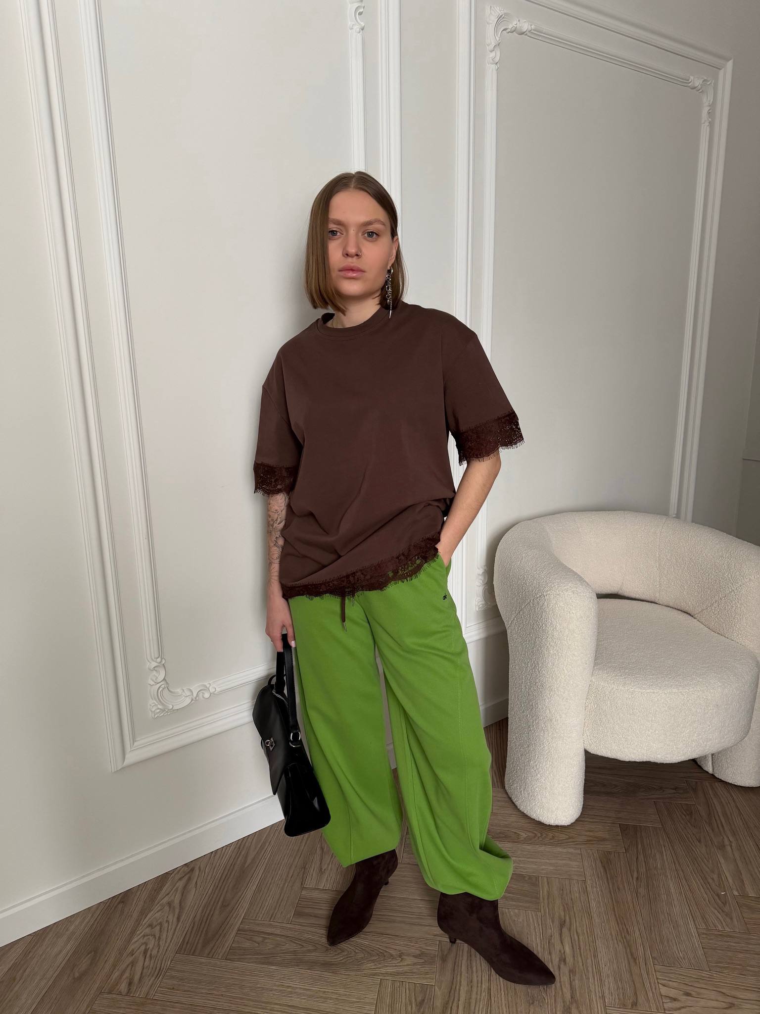 Футболка оверсайз с кружевом