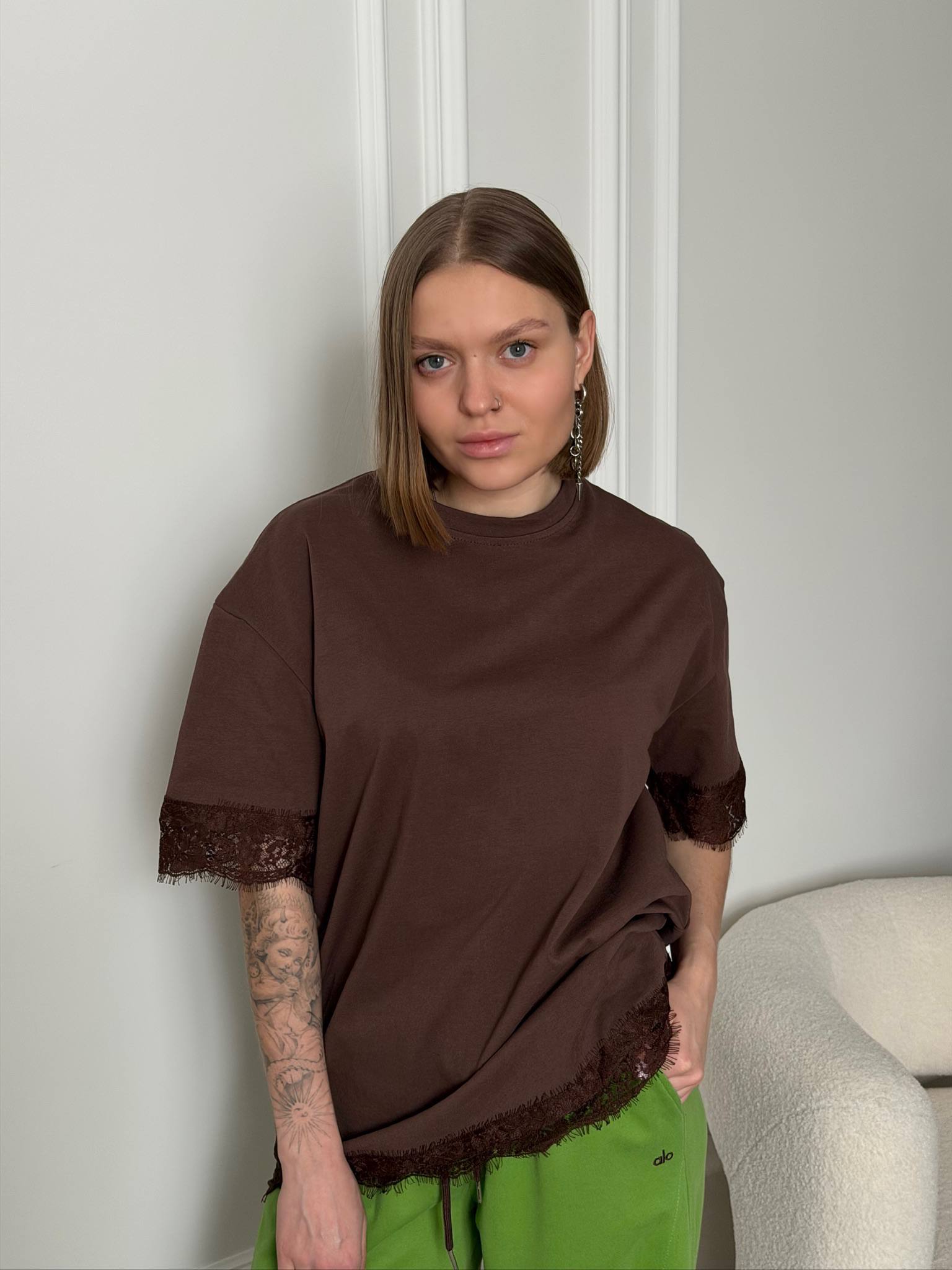 Футболка оверсайз с кружевом