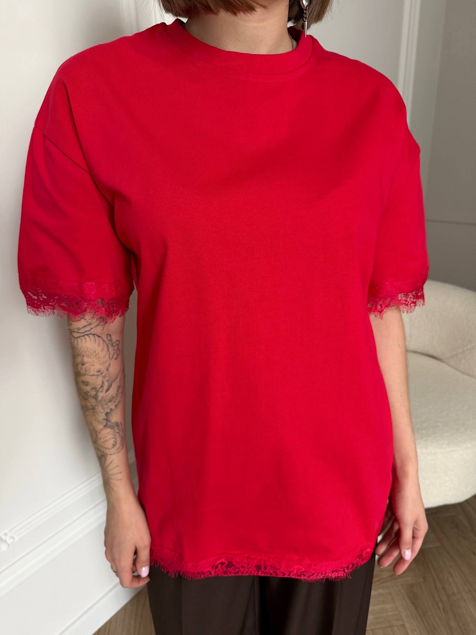 Футболка оверсайз с кружевом