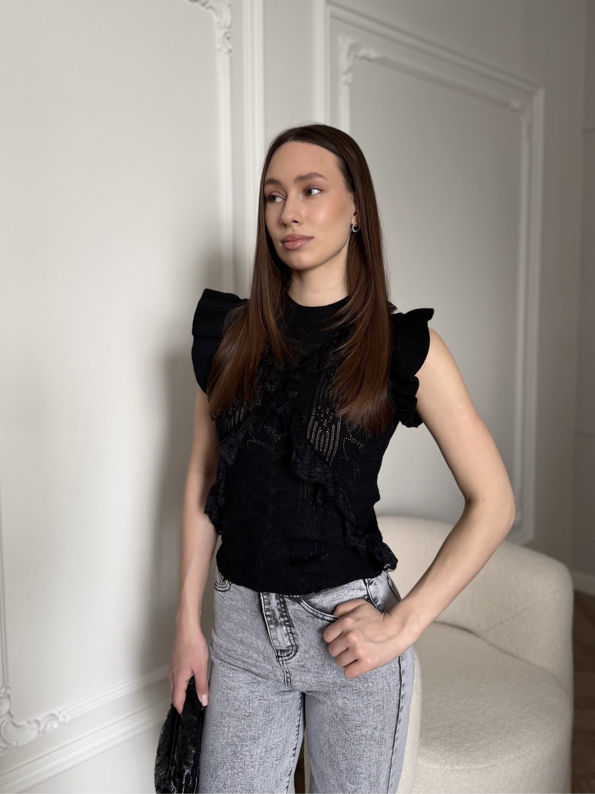 Кофта с рюшами