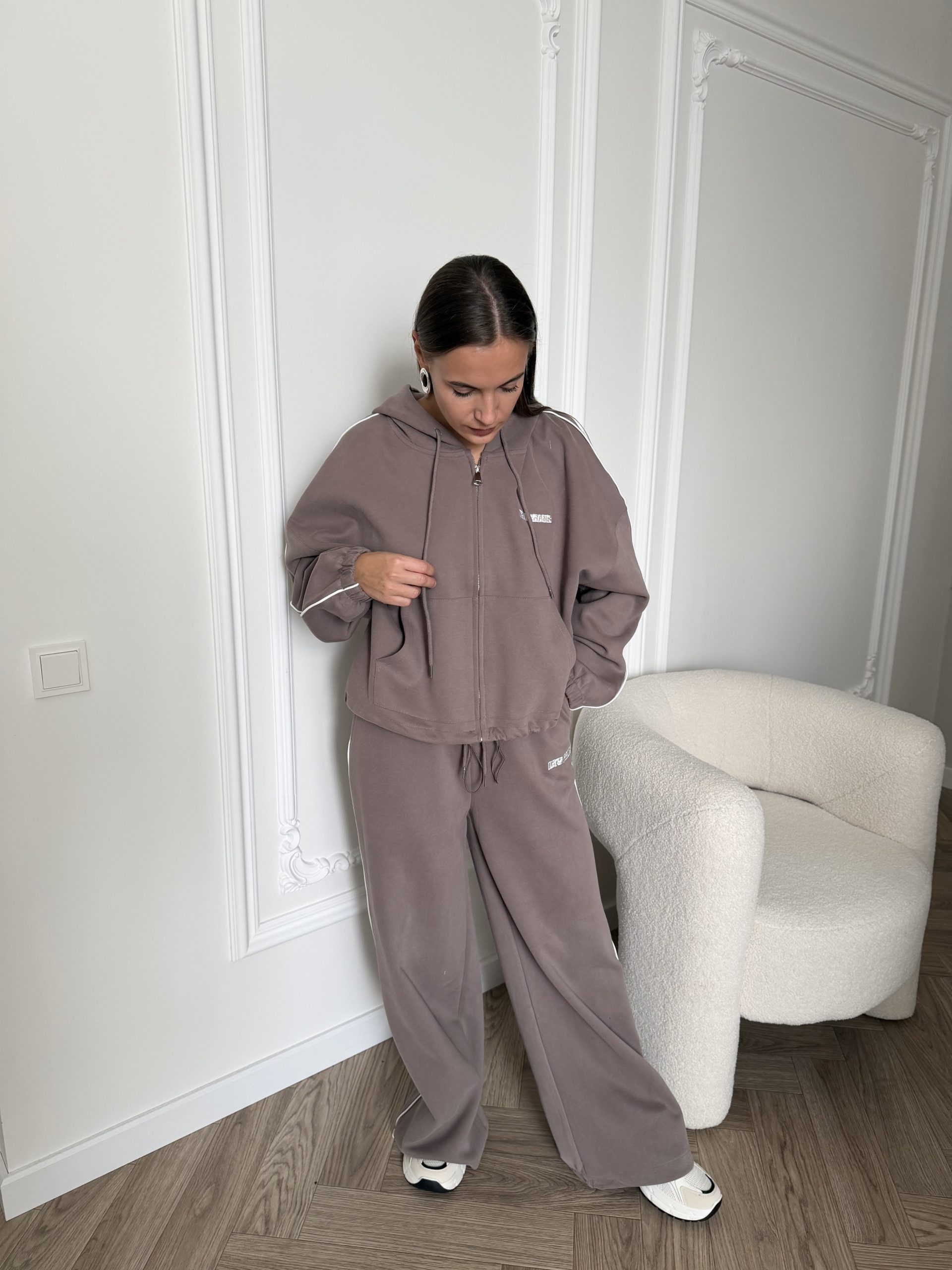 Спортивный костюм