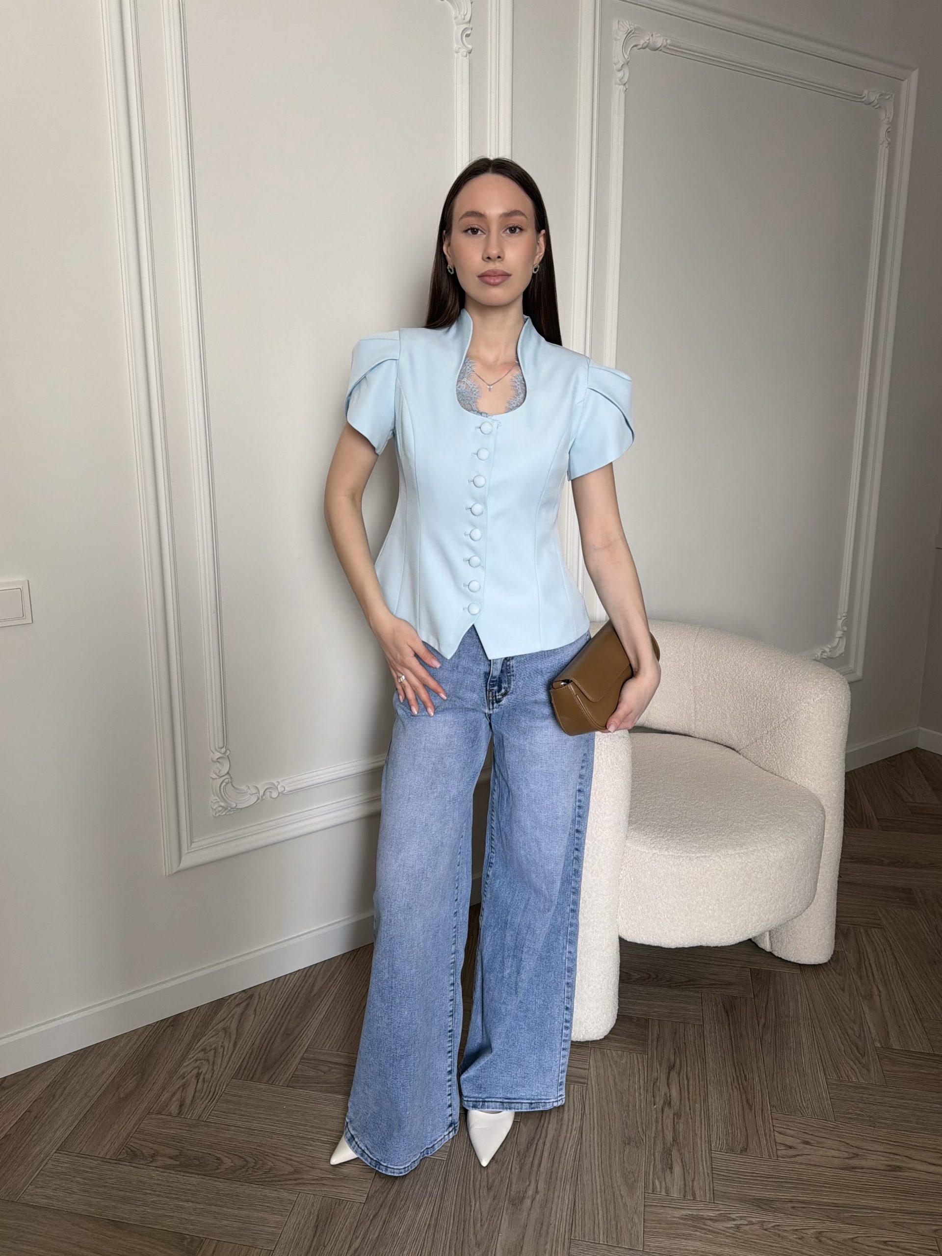 Жакет с коротким рукавом и кружевом