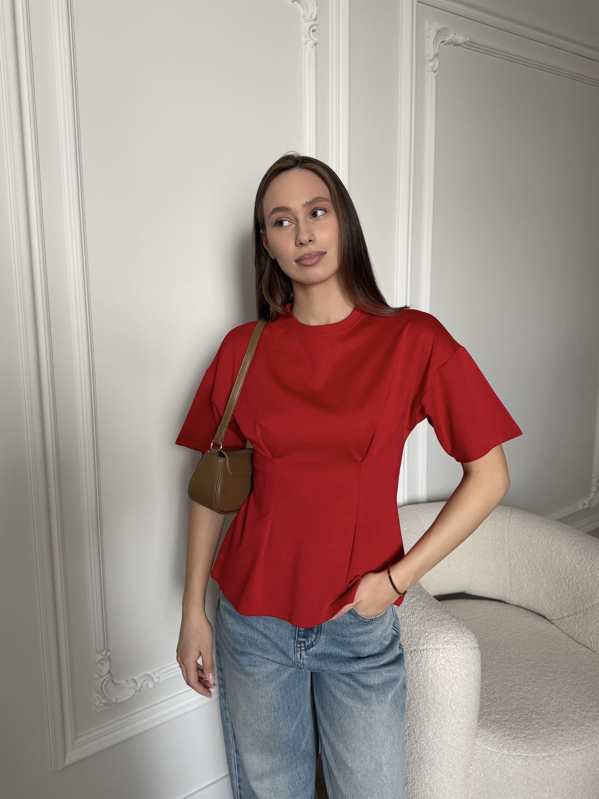 Футболка приталенная