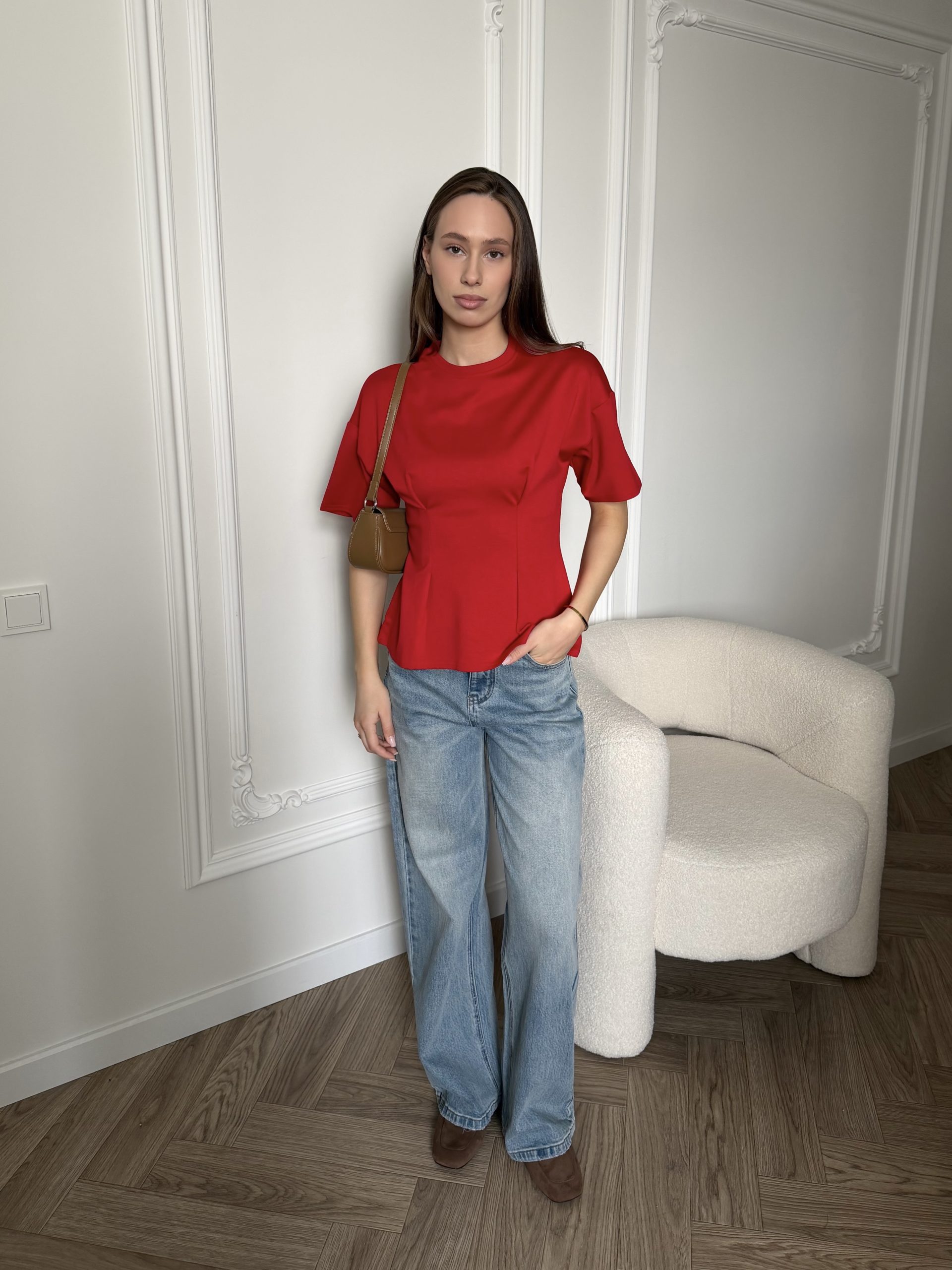 Футболка приталенная