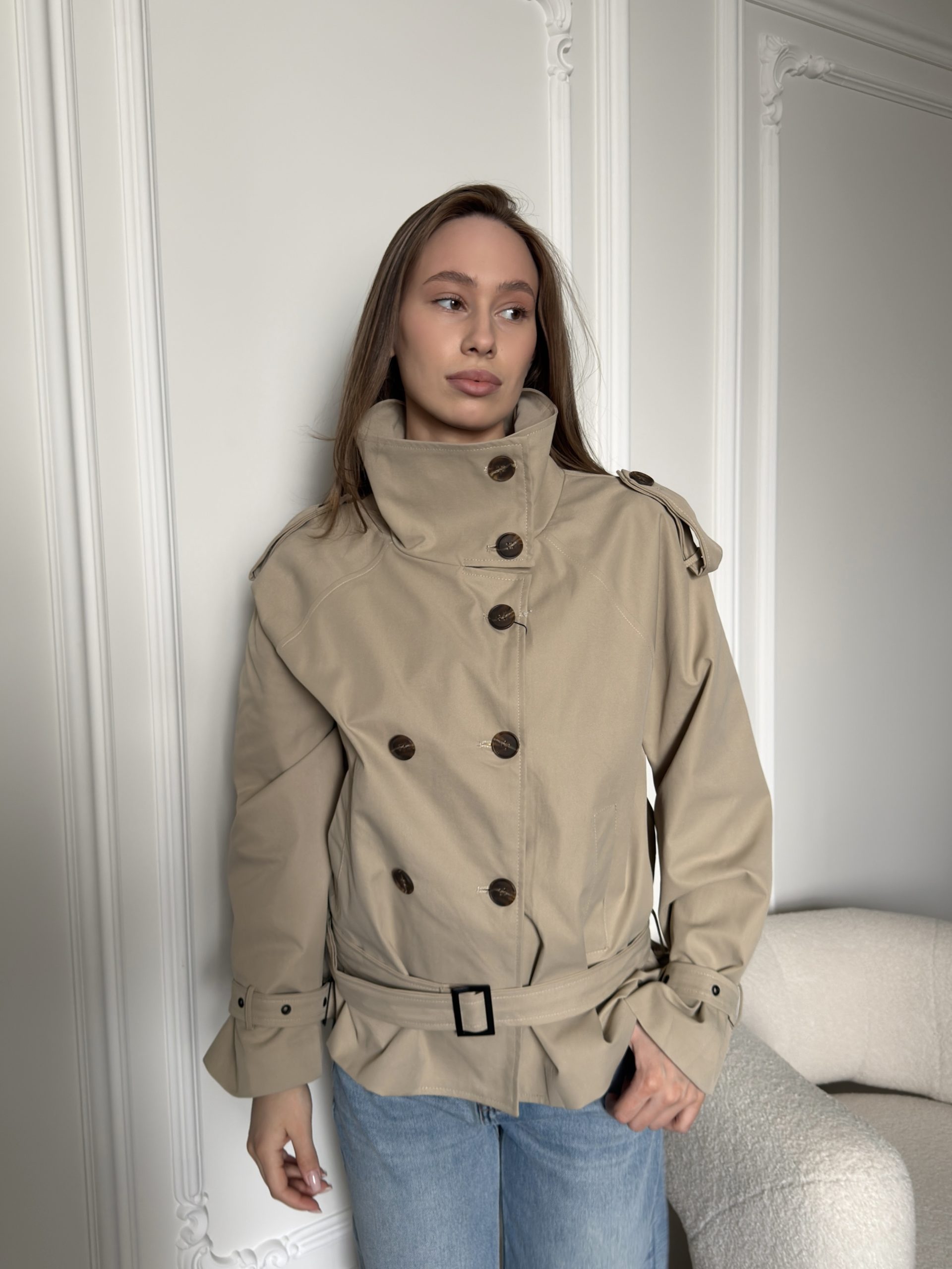 Тренч с заниженной талией